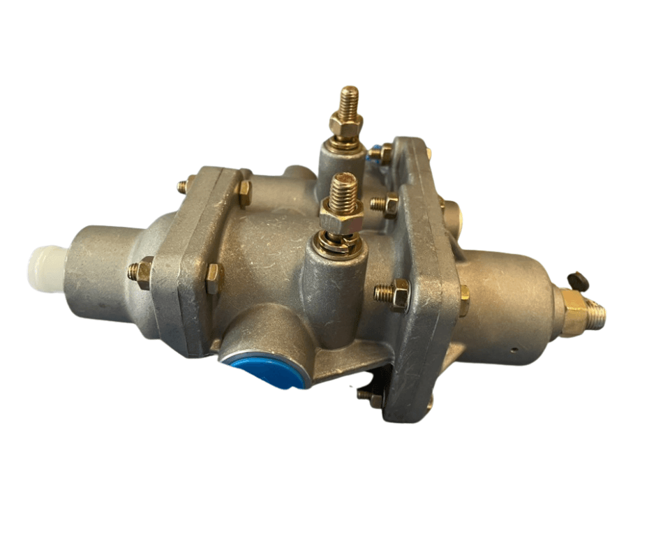 Combine valve